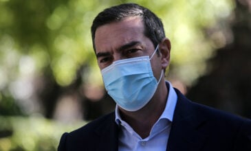 Τσίπρας: Η κυβέρνηση συνεχίζει να πορεύεται χωρίς πυξίδα