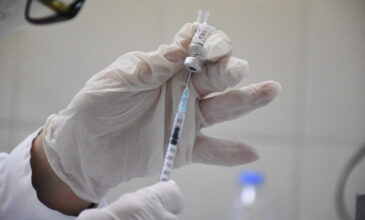 Πρόθυμοι να εμβολιαστούν κατά του κορονοϊού οι δύο στους τρεις Γερμανούς