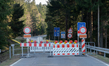 Κορονοϊός: Η Αυστρία κλείνει τις συνοριακές διαβάσεις με Τσεχία και Σλοβακία