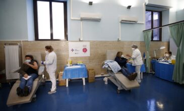 Κορονοϊός: Ξεπέρασαν το 1 εκατ. οι εμβολιασμοί στην Ιταλία