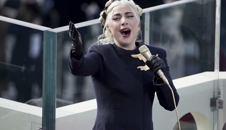 Ορκωμοσία Μπάιντεν: Η Lady Gaga τραγούδησε τον Εθνικό Ύμνο των ΗΠΑ