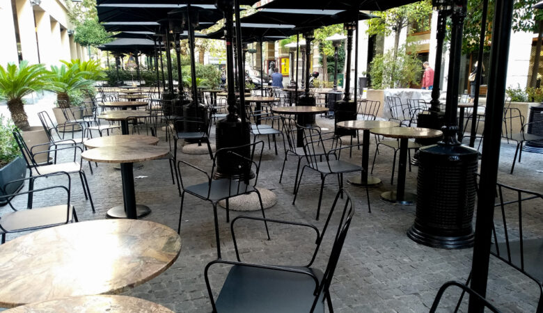 Βασιλακόπουλος: Να ανοίξουν καφέ, εστιατόρια – Σε 2 μήνες η Ελλάδα θα είναι άλλη χώρα