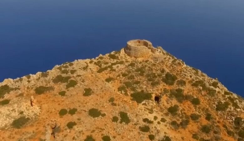 Το ελληνικό Ακρωτήρι που μοιάζει με σπαθί και γιατί το αποκαλούν Ακρωτήριο της Ειρήνης