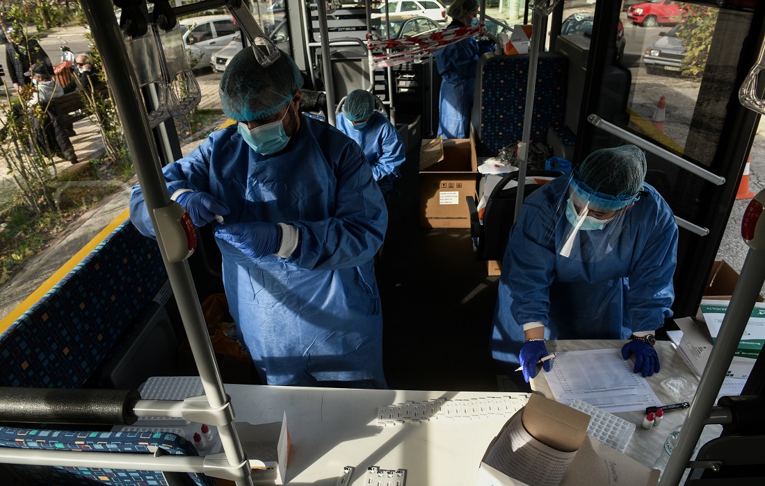 Κορονοϊός: 24 νέοι θάνατοι και 334 κρούσματα- Στους 288 οι διασωληνωμένοι