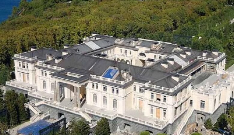 Η απάντηση του Πούτιν για το «ανάκτορο» στο Γκελεντζίκ