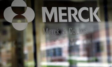 Κορονοϊός: Η Merck διακόπτει τις έρευνες για την ανάπτυξη εμβολίων κατά του ιού