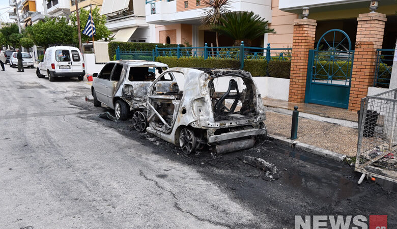 Έκαψαν αυτοκίνητα σε Μοσχάτο και Ίλιον