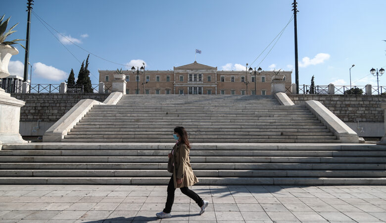 Δημοσκόπηση MEGA: Η διαφορά ΝΔ-ΣΥΡΙΖΑ και η αξιολόγηση της κυβέρνησης