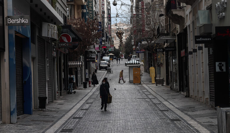 Lockdown: Τα σενάρια για νέα μέτρα- Πώς μπορούμε να τα αποφύγουμε