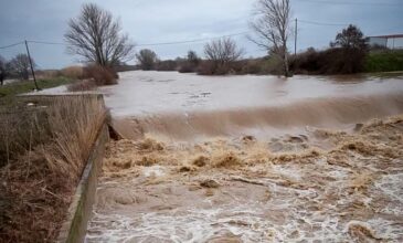 Συναγερμός στον Έβρο για αύξηση της στάθμης των υδάτων στους ποταμούς από τη Βουλγαρία