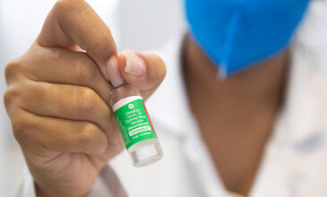 AstraZeneca: Δανία και Ισλανδία θα χορηγήσουν το εμβόλιο στους κάτω των 65 ετών