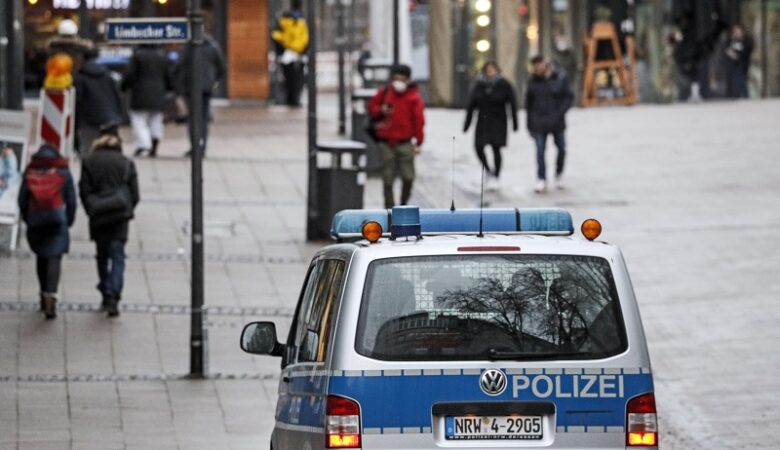 Γερμανία: Αντιεμβολιαστές απειλούν τον πρωθυπουργό της Σαξονίας -Μεγάλη αστυνομική επιχείρηση