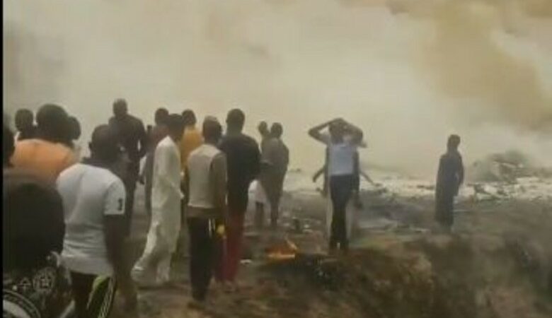 Νιγηρία: Σκοτώθηκαν και οι επτά επιβαίνοντες του αεροσκάφους που συνετρίβη