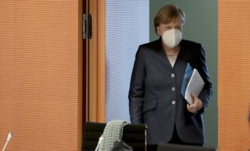 Mέρκελ: Η Γερμανία είναι στο τρίτο κύμα της πανδημίας