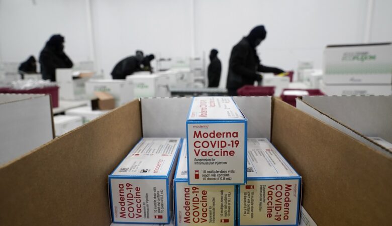 ΕΕ: Θα συνεχιστεί η παραγωγή του εμβολίου της Moderna κατά του κορονοϊού παρά το περιστατικό μόλυνσης