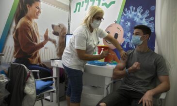 Κορονοϊός: Το Ισραήλ θέλει να αγοράσει επιπλέον 36 εκατ. δόσεις εμβολίων
