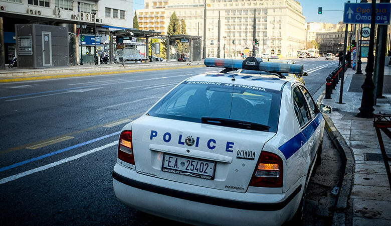 Lockdown: Τι εισηγούνται οι λοιμωξιολόγοι για μετακινήσεις και κυκλοφορία τα Σαββατοκύριακα