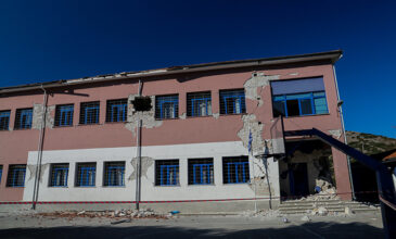 Ο δάσκαλος που έσωσε 63 μαθητές στον ισχυρό σεισμό: Παρακαλούσα το Θεό να αντέξει το κτίριο άλλα 30 δευτερόλεπτα