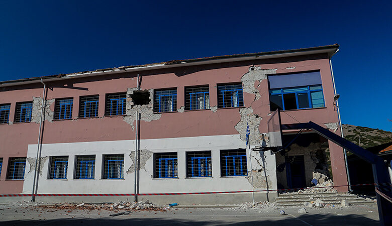 Ισχυρός σεισμός στη Θεσσαλία: Προχωρούν οι έλεγχοι σε δημόσια κτίρια και σπίτια στη Λάρισα