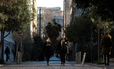 Κορονοϊός: Στην Αττική σχεδόν τα μισά από τα 2.219 νέα κρούσματα – Διασπορά στην περιφέρεια δείχνουν τα στοιχεία