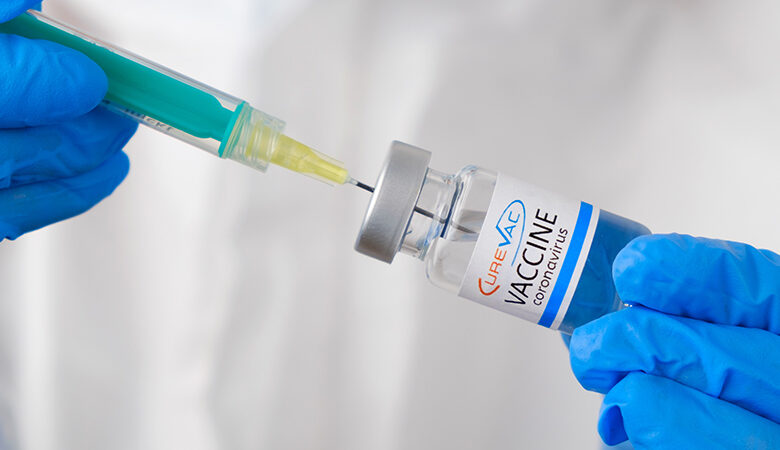Κορονοϊός: Η Novartis θα βοηθήσει την CureVac στην παραγωγή του εμβολίου της