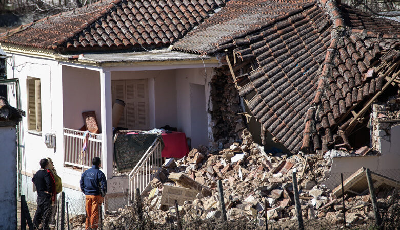 Σεισμός στην Θεσσαλία: Ακατάλληλα κρίθηκαν 1.820 σπίτια συνολικά