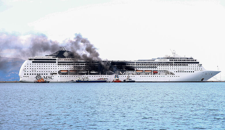 Κέρκυρα: Κατασβήστηκε πλήρως η φωτιά στο κρουαζιερόπλοιο