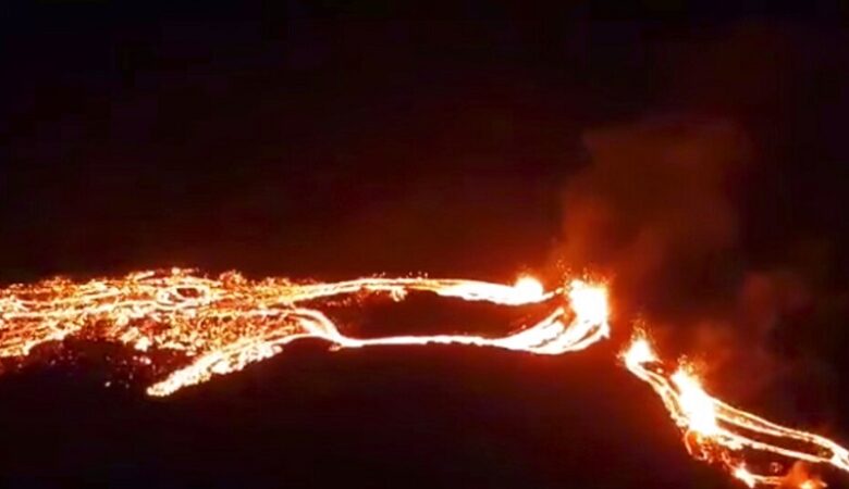 Ηφαιστειακή έκρηξη κοντά στο Ρέικιαβικ της Ισλανδίας