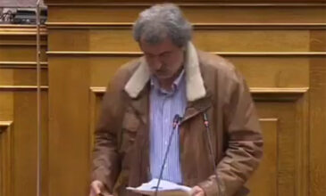 Μπήκε με… μπουλντόζα ο Πολάκης στη Βουλή – Δείτε το βίντεο