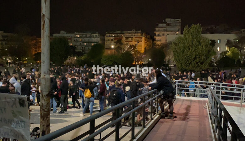 Θεσσαλονίκη: Κορονοπάρτι 1.000 ατόμων στο ΑΠΘ