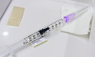 Κορονοϊός: Η ΕΕ αναμένει να εμβολιάσει την πλειονότητα των πολιτών ως το τέλος Ιουνίου