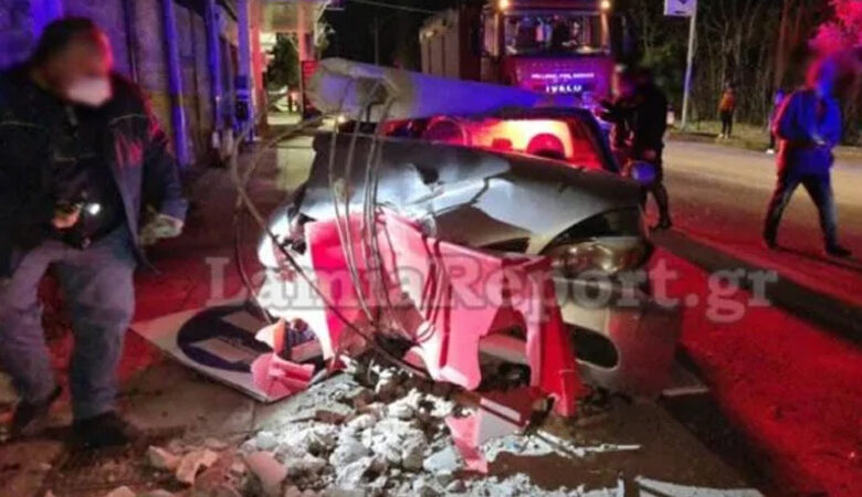Τραγωδία στη Λαμία: Μητέρα «έσβησε» στο τιμόνι ενώ είχε τα παιδιά της μέσα στο αυτοκίνητο