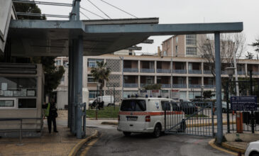 Με κορονοϊό ανεμβολίαστη αναισθησιολόγος στη Θεσσαλονίκη – «Πάγωσαν» τα χειρουργεία