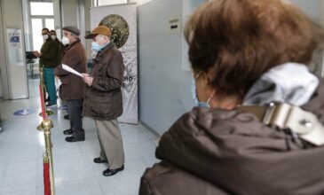 Κορονοϊός: Απογοητευτικά τα στοιχεία του εμβολιασμού ηλικιωμένων στην Ιταλία