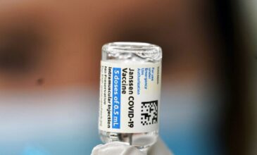 Κορονοϊός: Η Σουηδία δεν θα ξεκινήσει εμβολιασμούς με το σκεύασμα της J&J