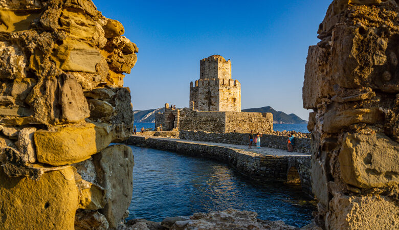 Το κάστρο της Ελλάδας που είναι χτισμένο στη θάλασσα