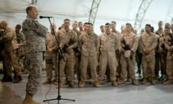 ΗΠΑ: Οι στρατιώτες που δεν εμβολιάστηκαν για τον κορονοϊό θα απολυθούν αμέσως