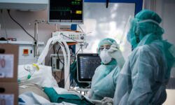 Δοκιμάζεται ξανά το ΕΣΥ από την αύξηση κρουσμάτων του κορονοϊού και άλλων λοιμώξεων