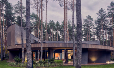 Δείτε ένα απίστευτο κυκλικό σπίτι από ξύλο