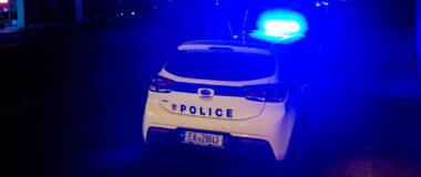 Θεσσαλονίκη: Τραυματίστηκε σοβαρά αστυνομικός μετά καταδίωξη αυτοκινήτου, στο οποίο επέβαιναν τρία άτομα