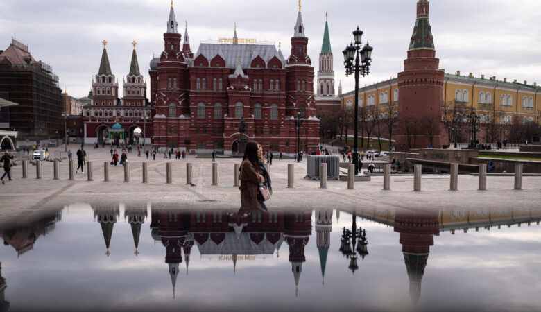 Η Ρωσία την Κίνα στις διπλωματικές προσπάθειες για την επίλυση της κρίσης στην Ουκρανία