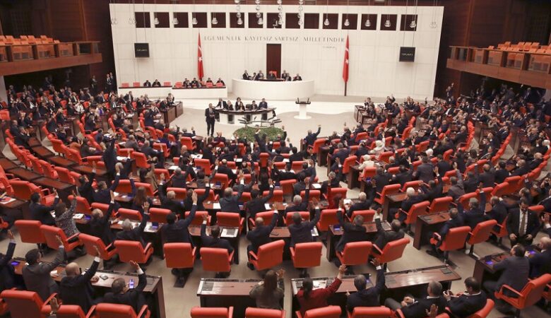 Η Τουρκική Εθνοσυνέλευση καταδίκασε την αναγνώριση της γενοκτονίας των Αρμενίων από τις ΗΠΑ