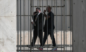 Γιάννης Λαγός: Αναζητά νομικά παράθυρα για να μην εκδοθεί στην Ελλάδα