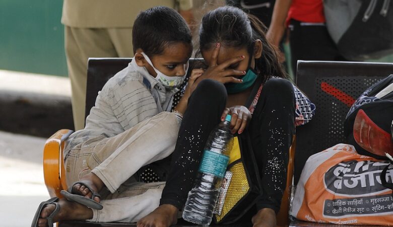 Κορονοϊός: Σοκ στην Ινδία – Εκκλήσεις για βοήθεια σε παιδιά που έχασαν τους γονείς τους