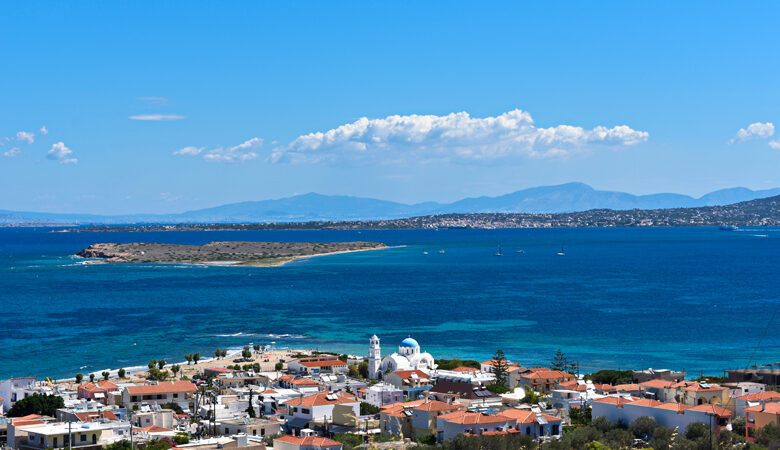 Το πανέμορφο νησί που είναι μία «ανάσα» από την Αθήνα