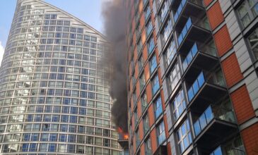 Πανικός στο Λονδίνο από πυρκαγιά σε 19όροφο συγκρότημα κατοικιών