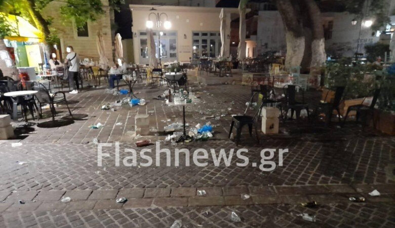 Χανιά: Χάος μετά από κορονοπάρτι σε πλατεία – «Μπορεί να ήταν και 1.000 άτομα»