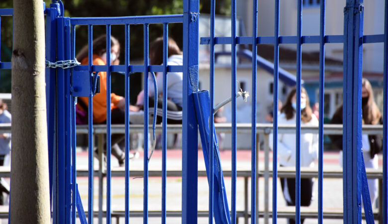 Κακοκαιρία «Μπάλλος»: Κλειστά τα σχολεία σε Κέρκυρα, Αργολίδα, Λακωνία και Αρκαδία