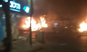 Βίντεο με τον πύραυλο που έπληξε κτίριο στο Τελ Αβίβ – Σκοτώθηκε μια γυναίκα