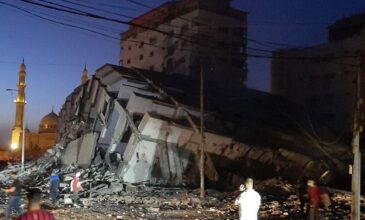 Κατέρρευσε κτίριο 13 ορόφων στη Γάζα έπειτα από ισραηλινό βομβαρδισμό